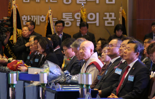 국민훈장 수여 5=.jpg
