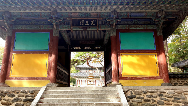무량사 전경 =1200.jpg